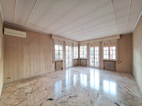 casa indipendente in vendita a Rovigo in zona Commenda