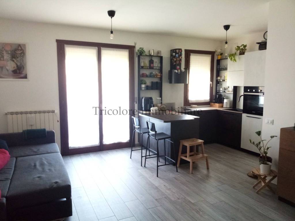 appartamento in vendita a Rovigo in zona Commenda