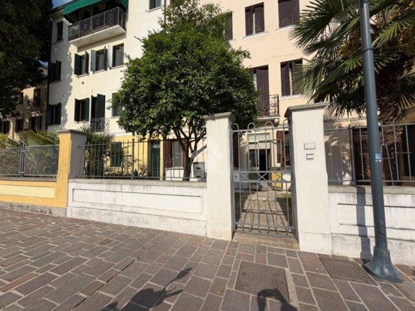 appartamento in vendita a Rovigo in zona Centro Storico
