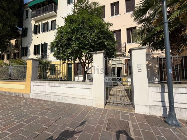 appartamento in vendita a Rovigo in zona Centro Storico