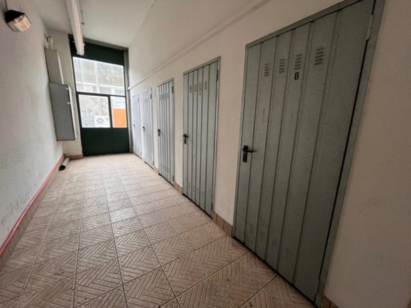 locale di sgombero in vendita a Rovigo