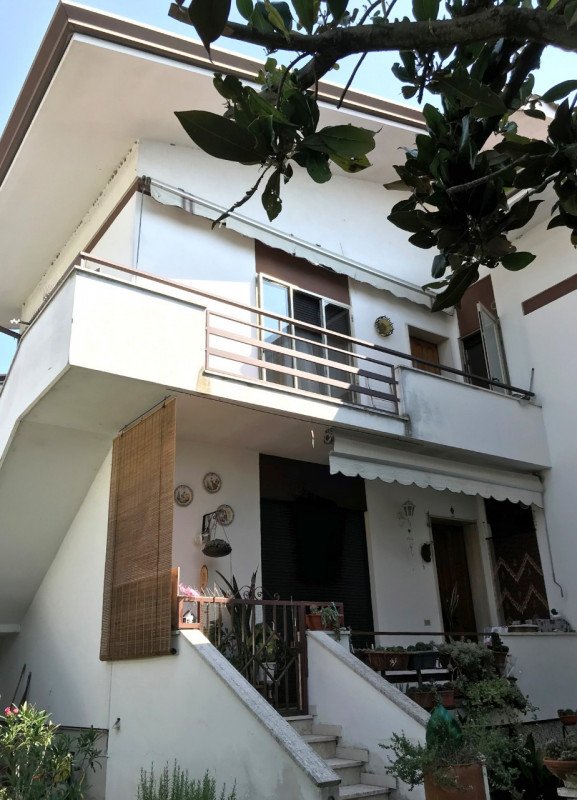 appartamento in vendita a Rovigo in zona Commenda