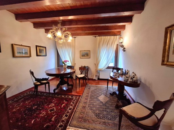 casa indipendente in vendita a Rovigo in zona Centro Storico