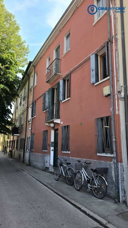 casa indipendente in vendita a Rovigo in zona Centro Storico