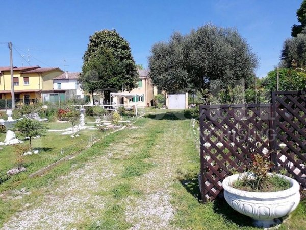 casa indipendente in vendita a Rovigo