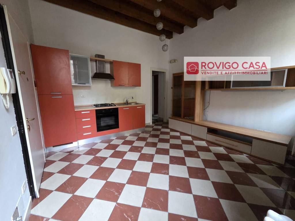 appartamento in vendita a Rovigo in zona Centro Storico