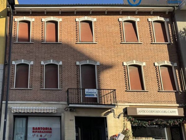 intera palazzina in vendita a Rovigo in zona Centro Storico
