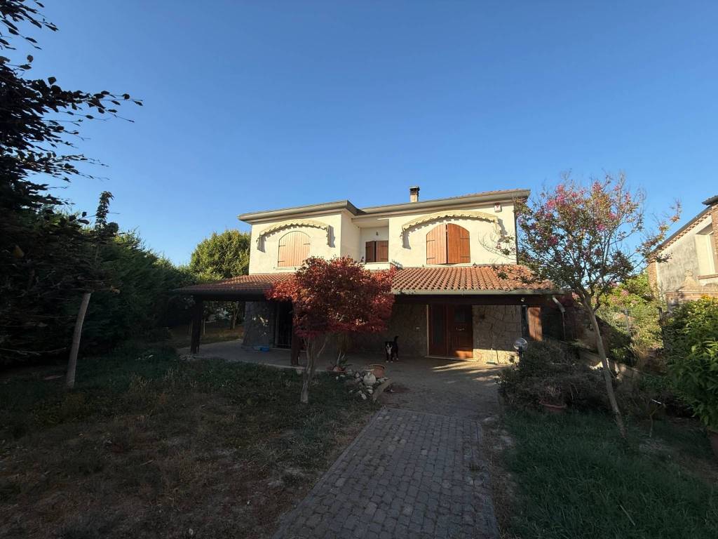 casa indipendente in vendita a Rovigo in zona Centro Storico