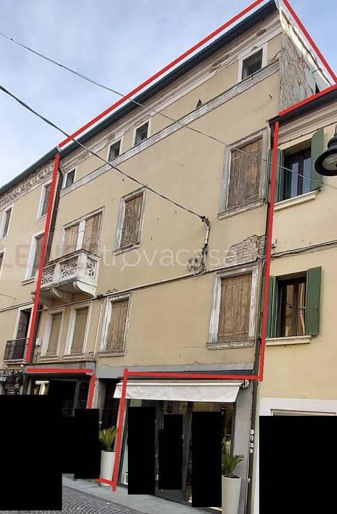 ufficio in vendita a Rovigo in zona Boara Polesine