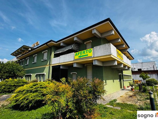 intera palazzina in vendita a Rovigo in zona Commenda