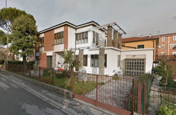 casa indipendente in vendita a Rovigo in zona Commenda