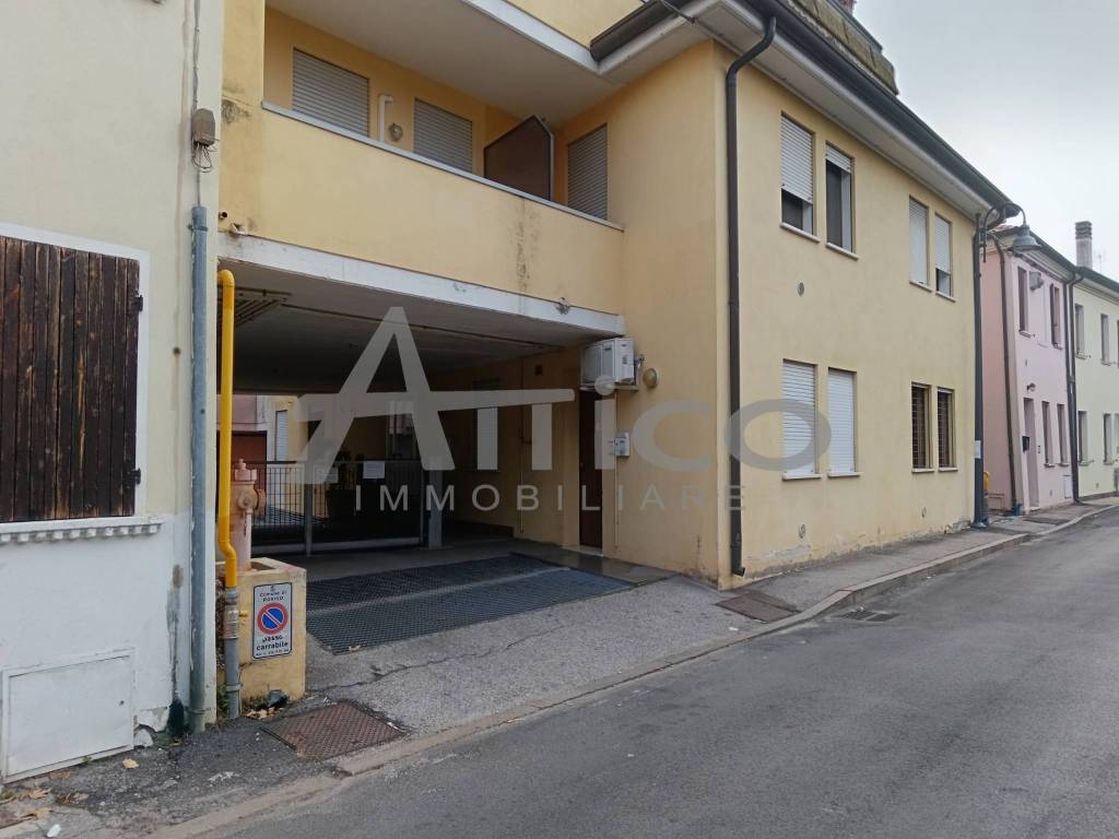 appartamento in vendita a Rovigo in zona Centro Storico