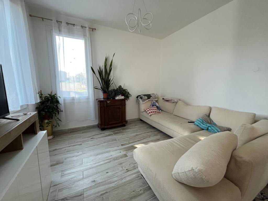 casa indipendente in vendita a Rovigo in zona Granzette