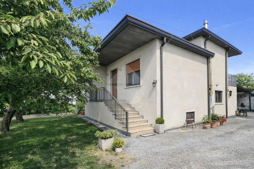 casa indipendente in vendita a Rovigo in zona Sant'Apollinare