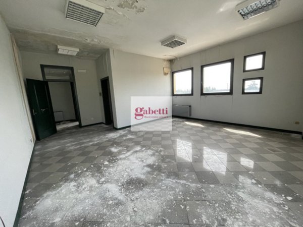 ufficio in vendita a Rovigo in zona Centro Storico
