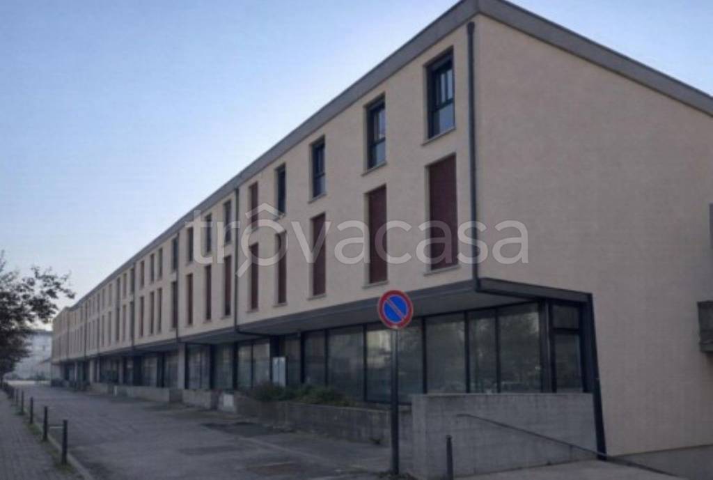 ufficio in vendita a Rovigo in zona Commenda