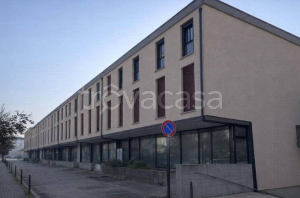 ufficio in vendita a Rovigo in zona Commenda