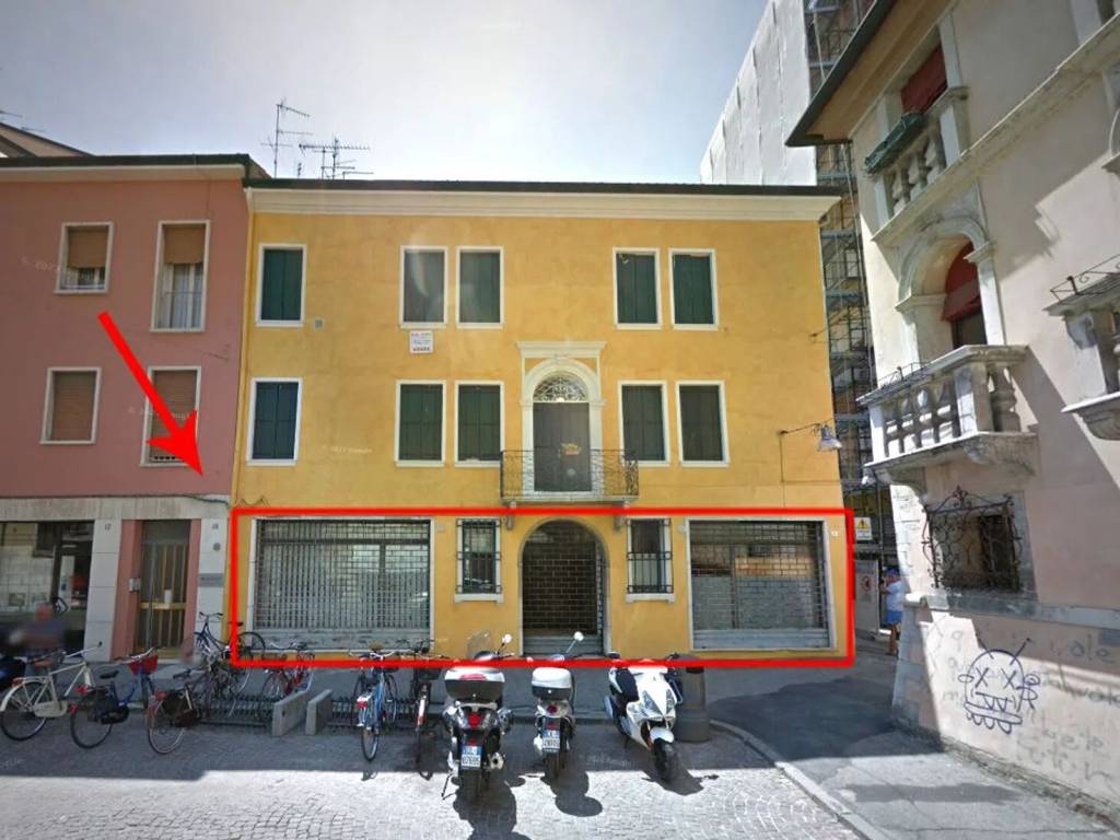 negozio in vendita a Rovigo in zona Centro Storico