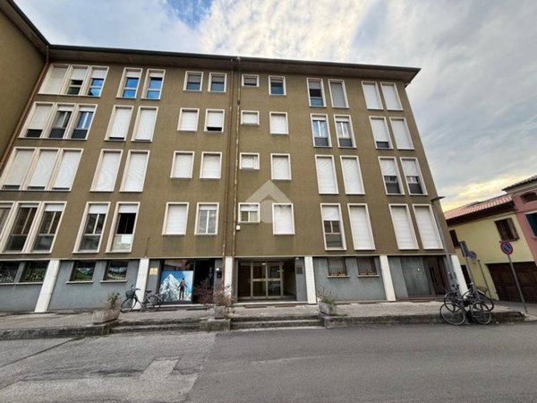 ufficio in vendita a Rovigo in zona Centro Storico