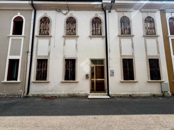 casa indipendente in vendita a Rovigo