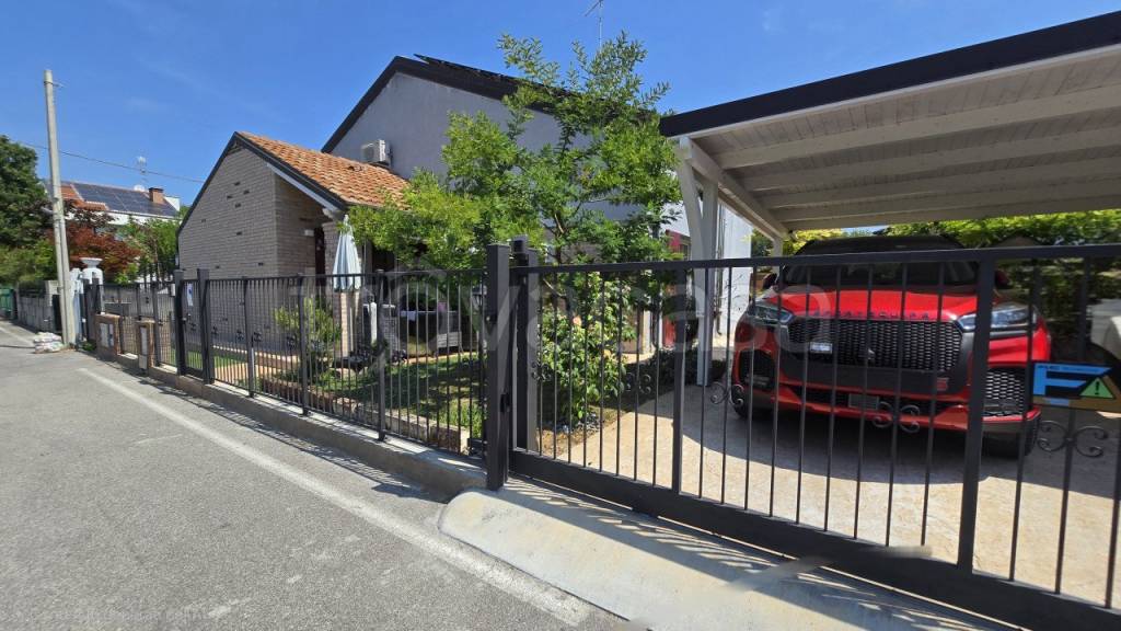 casa indipendente in vendita a Rovigo