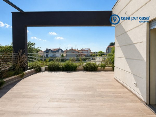 casa indipendente in vendita a Rovigo in zona Tassina