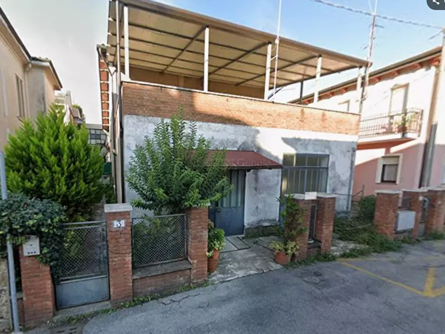 casa indipendente in vendita a Rovigo in zona Centro Storico