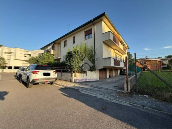appartamento in vendita a Rovigo in zona Commenda