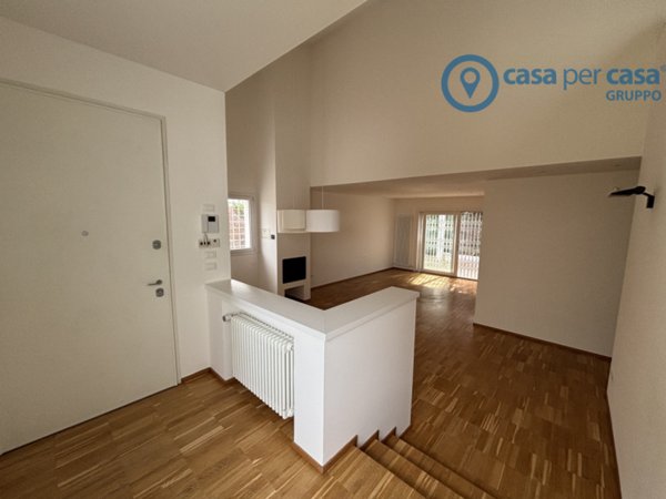 casa indipendente in vendita a Rovigo in zona Commenda