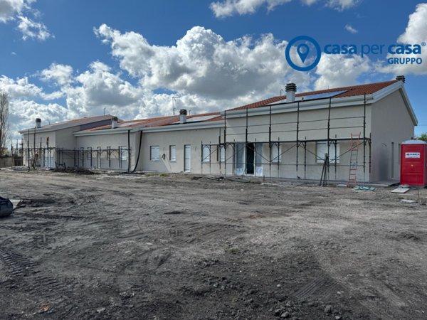 casa indipendente in vendita a Rovigo in zona Commenda