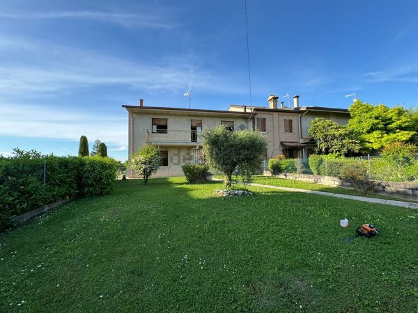 casa indipendente in vendita a Salara