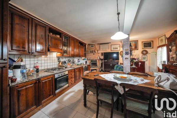casa indipendente in vendita a Salara