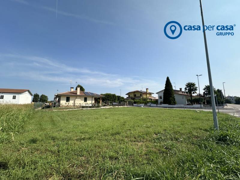 casa indipendente in vendita a San Bellino