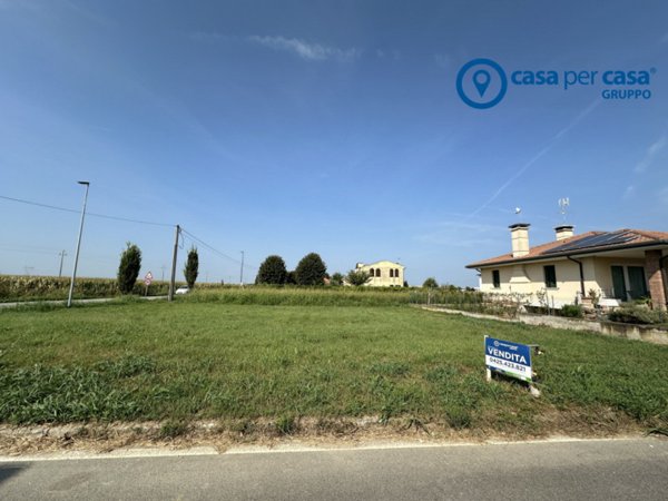 casa indipendente in vendita a San Bellino
