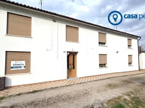 casa indipendente in vendita a San Bellino