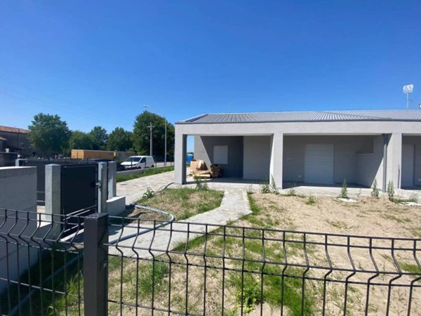 casa indipendente in vendita a San Martino di Venezze