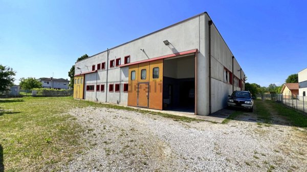 casa semindipendente in vendita a San Martino di Venezze