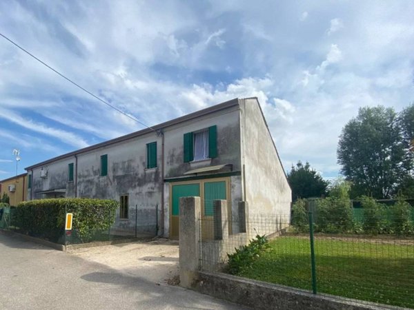 casa indipendente in vendita a San Martino di Venezze