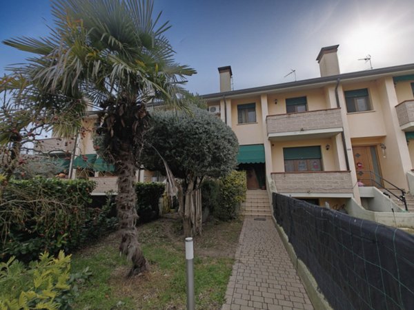 casa indipendente in vendita a San Martino di Venezze