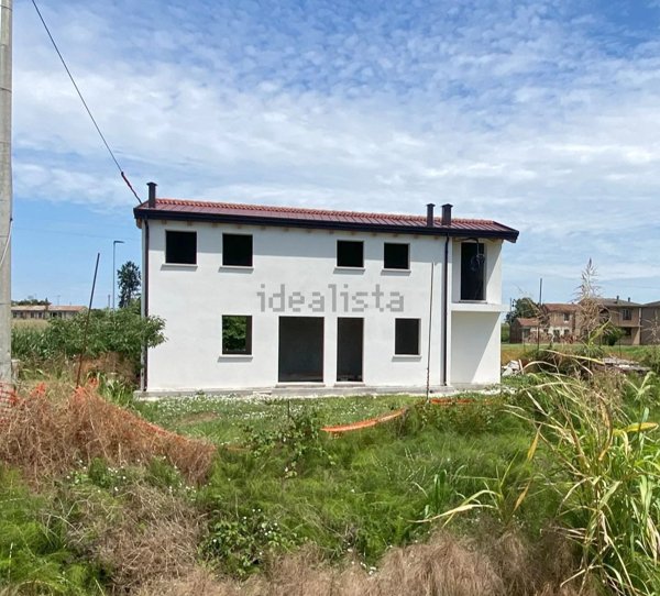 casa indipendente in vendita a San Martino di Venezze