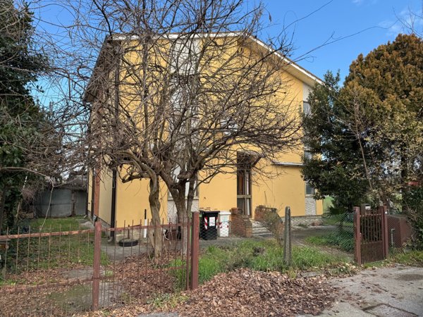 casa indipendente in vendita a San Martino di Venezze