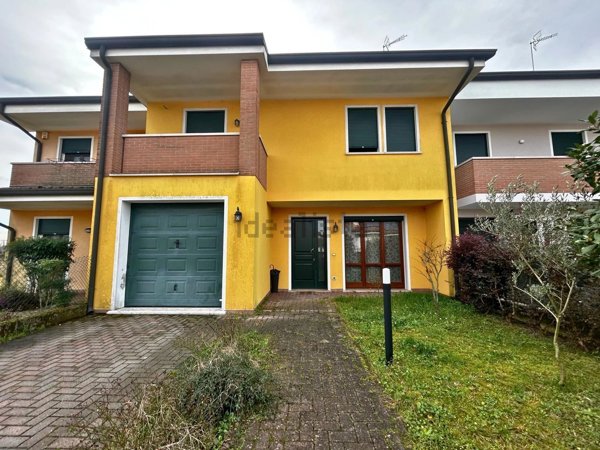 casa indipendente in vendita a San Martino di Venezze