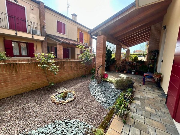 casa indipendente in vendita a San Martino di Venezze