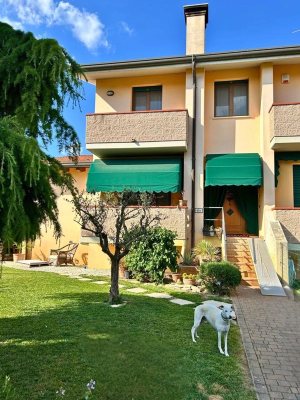 casa indipendente in vendita a San Martino di Venezze