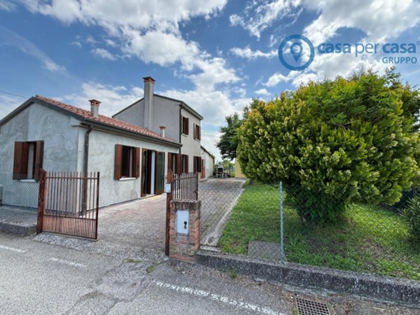 casa indipendente in vendita a San Martino di Venezze