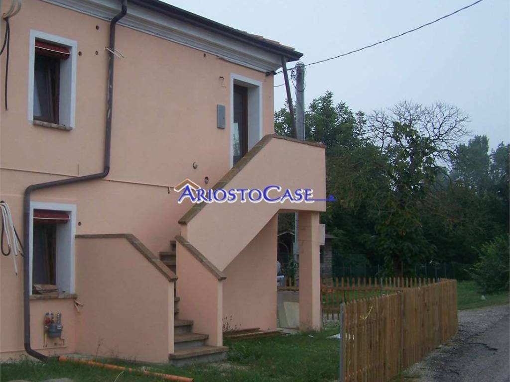 appartamento in vendita a Stienta in zona Beccari