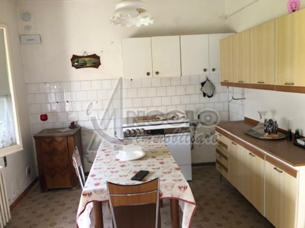 casa indipendente in vendita a Stienta in zona Sabbioni/Zampine