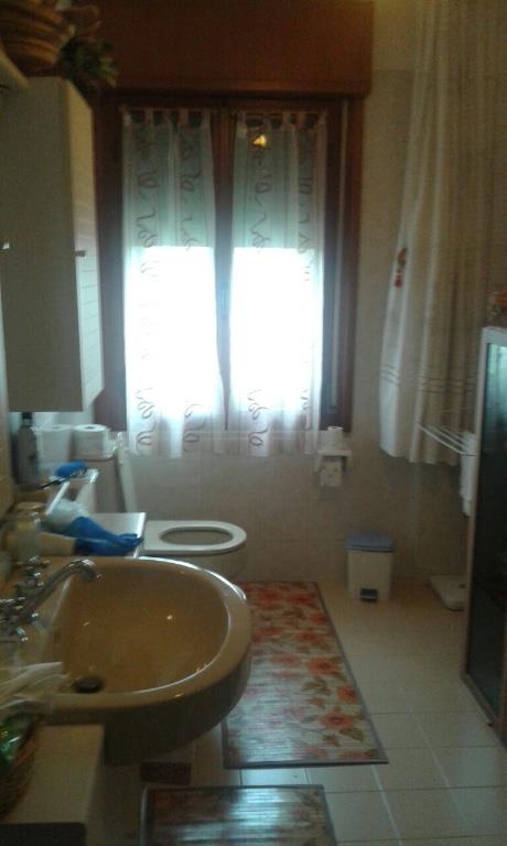 casa indipendente in vendita a Stienta in zona Sabbioni/Zampine