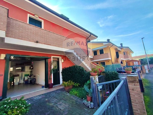 appartamento in vendita a Stienta