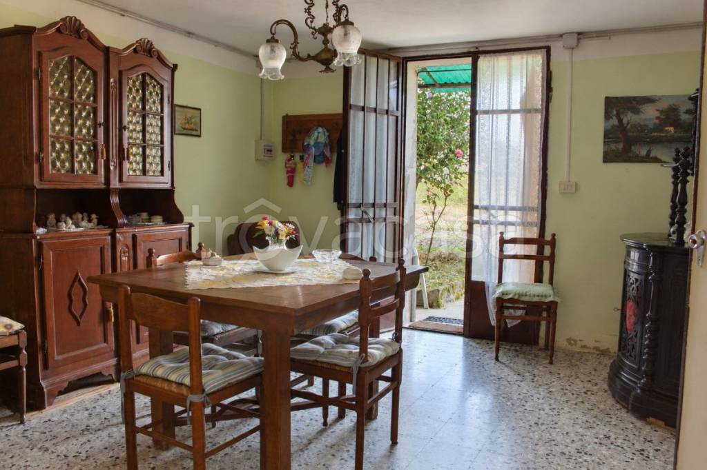 casa indipendente in vendita a Stienta